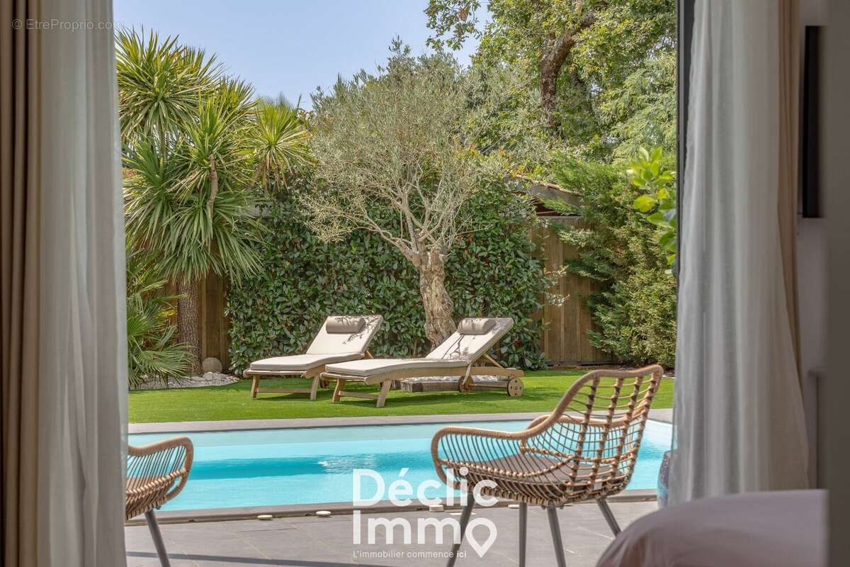 À vendre villa contemporaine avec piscine à Gujan Mestras - photo 13