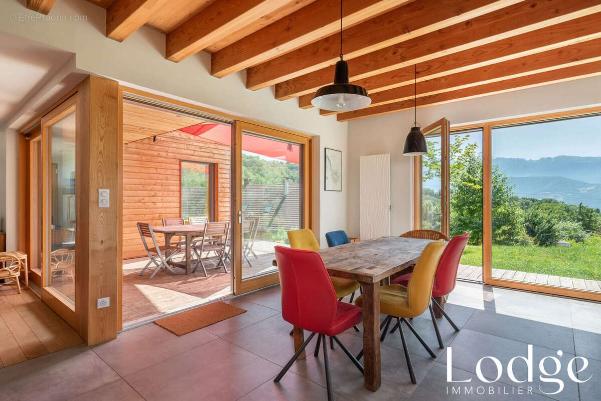 Maison à LA TRONCHE