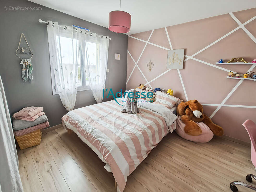 Maison à LA CHAUSSAIRE