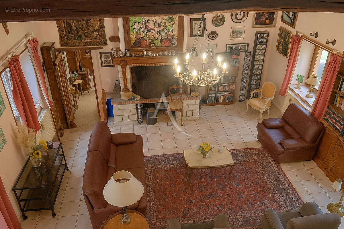 Maison à BRAY-EN-VAL