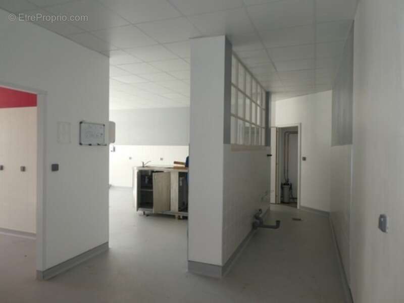 Commerce à LA BRESSE