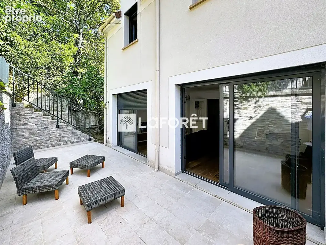 Confortable Maison de 7 pièces (160 m²) proche hypercentre - photo 6