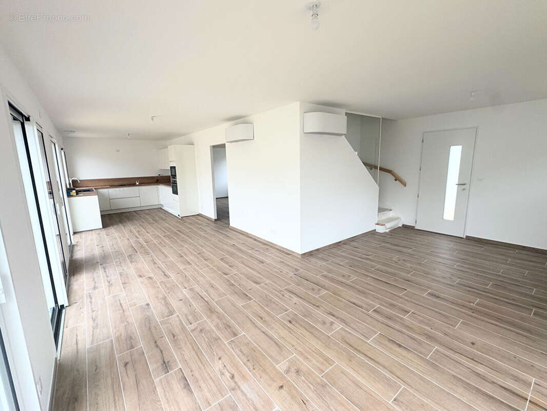 Maison à LE POULIGUEN