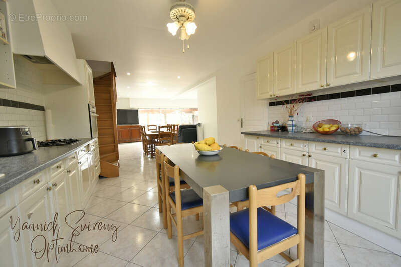Villa de 225 m² - quartier vertefeuille - perpignan (66100) - photo 6