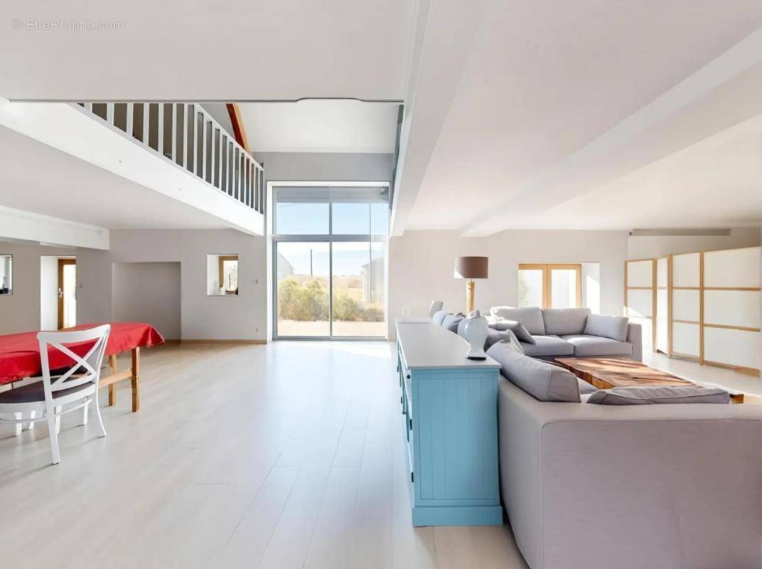 Maison à LAPEYROUSE