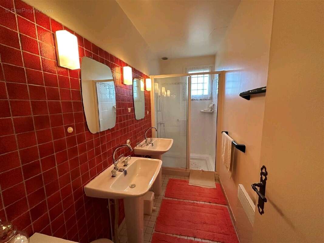 Maison à CHATEAUNEUF-EN-THYMERAIS