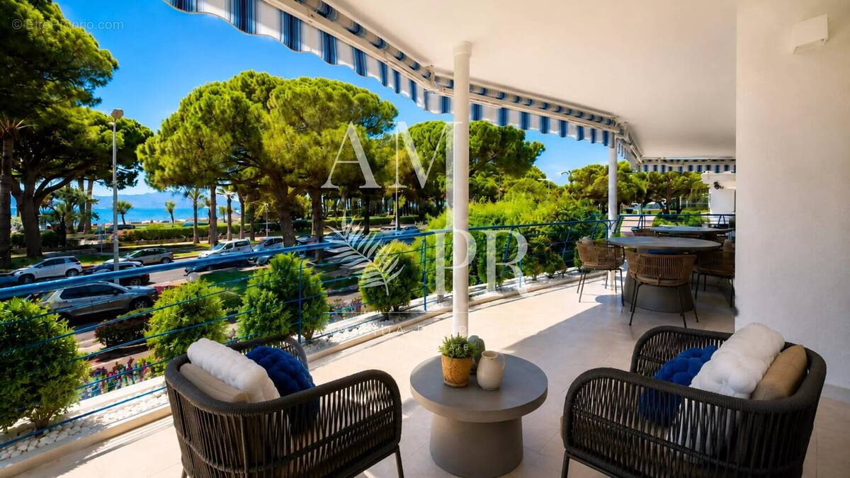 Appartement à CANNES