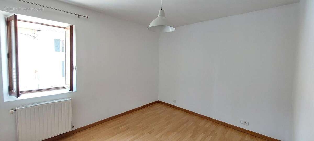 Maison 82 m² à Beaurepaire  - photo 7