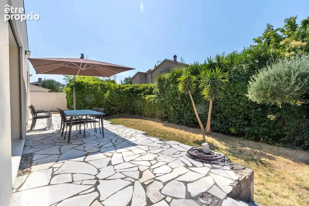 Toulon – cap brun – maison familiale 143 m² – terrain 930 m² – garage – dpe b - photo 3
