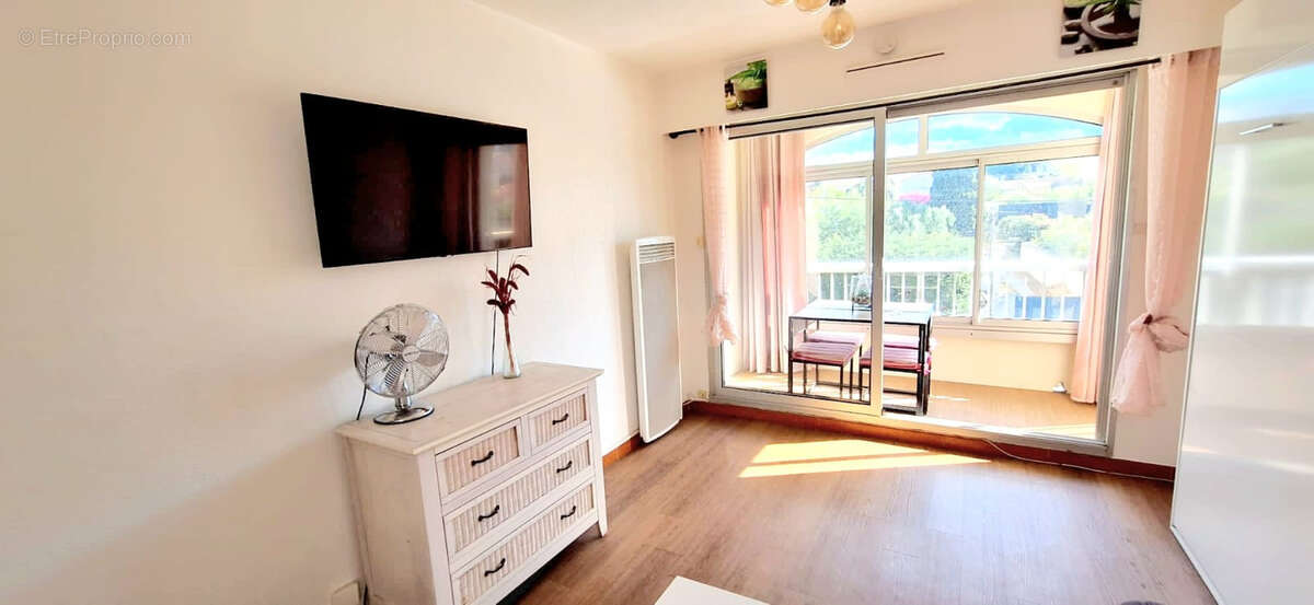 Appartement à SAINT-MANDRIER-SUR-MER