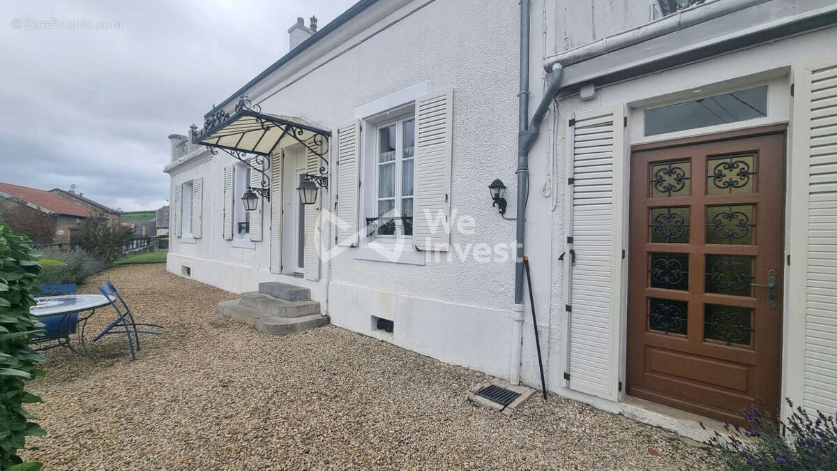 Maison à BLAGNY