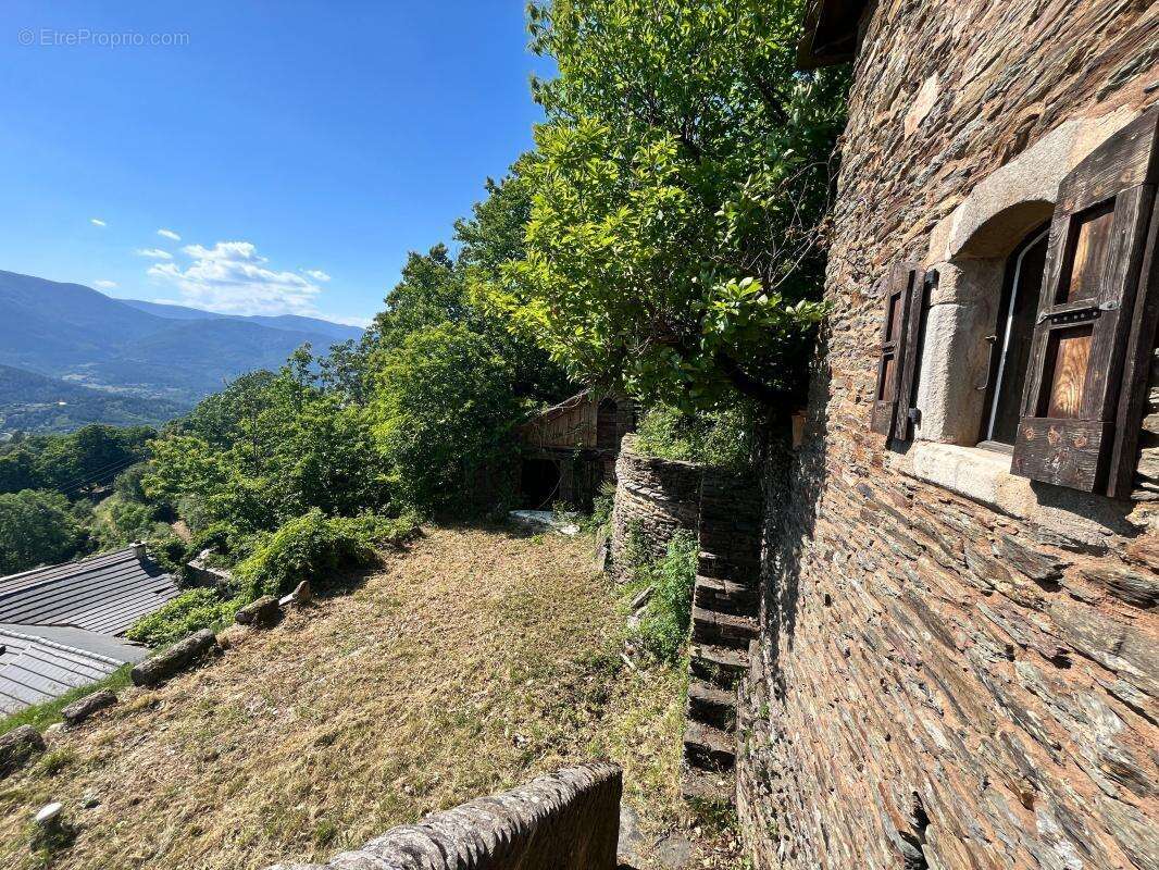 Maison à PONTEILS-ET-BRESIS