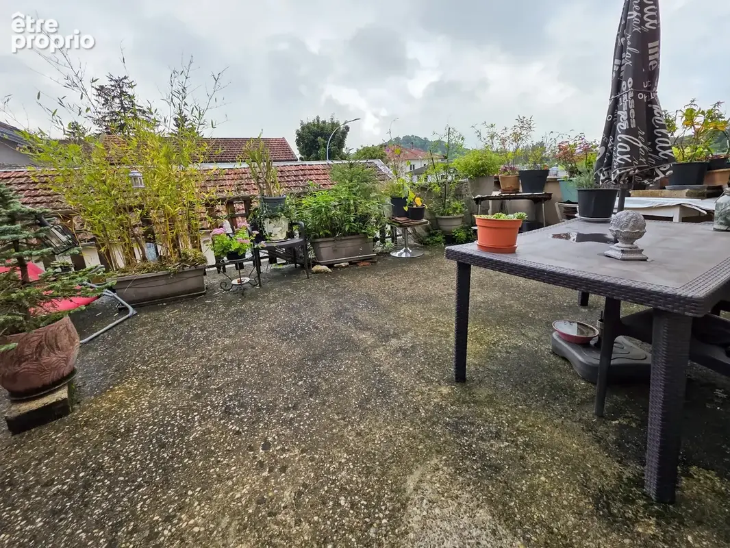 Immeuble de rapport 257 m² – 3 logements + colocation + 2 garages – fort potentiel locatif - photo 5
