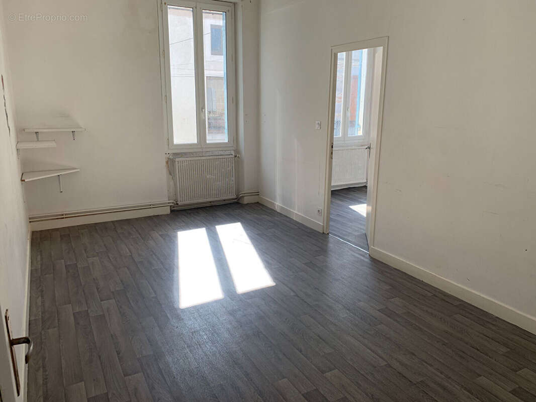 Appartement à CLAIRAC