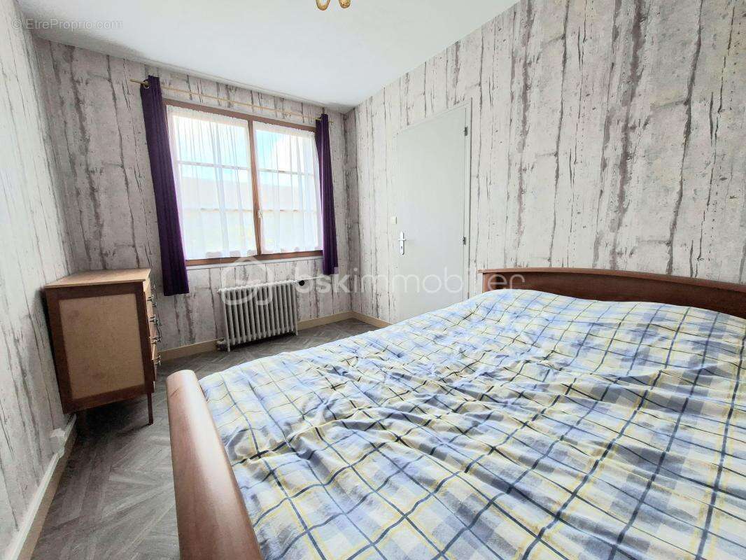 Maison à SAINT-BENOIT-SUR-LOIRE