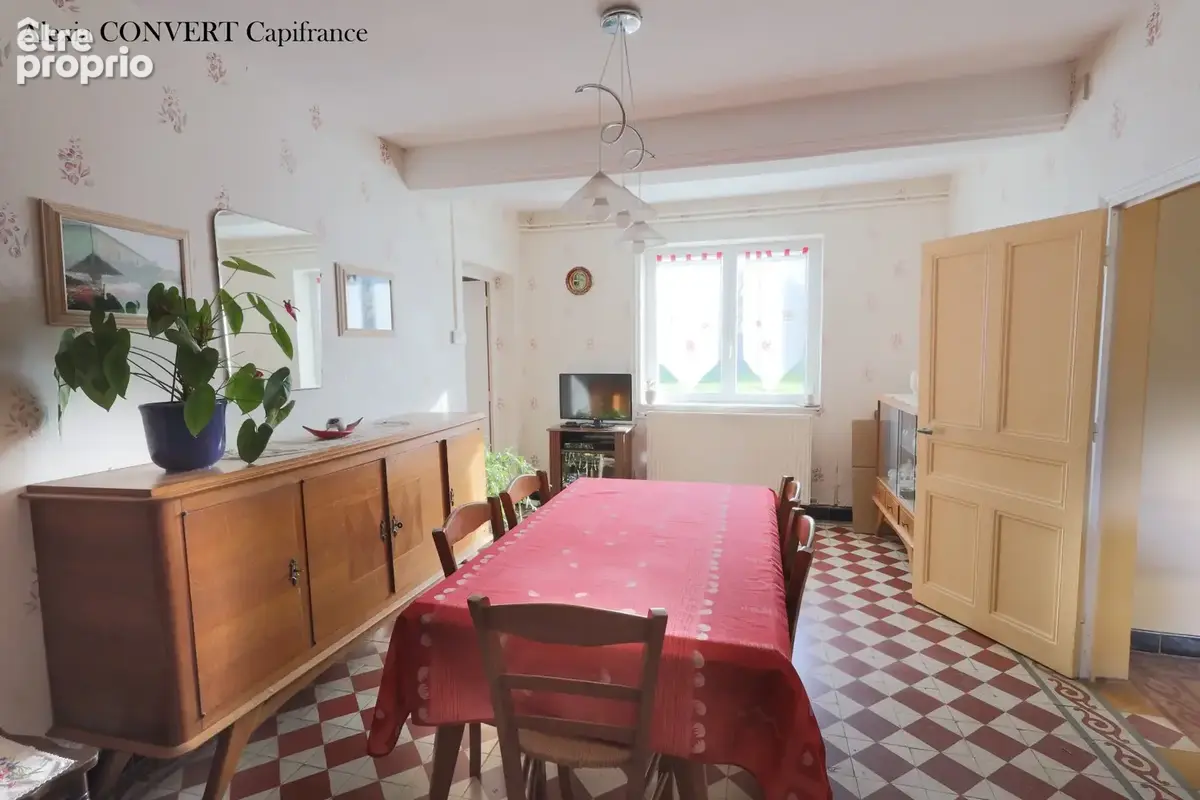 Maison à vendre 4 pièces GRIEGES + Dépendances et terrain 1973m² - photo 1