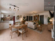 Appartement à SAINT-LAURENT-D'AIGOUZE