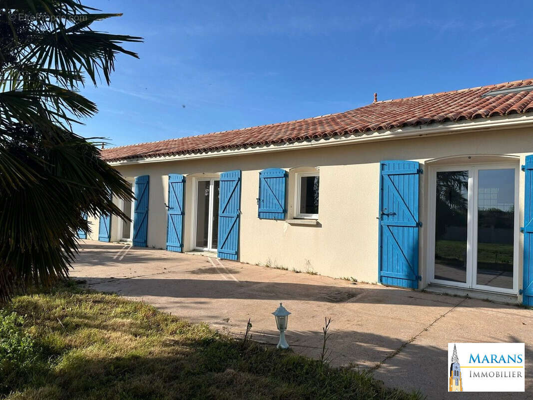 Maison à BESSAY