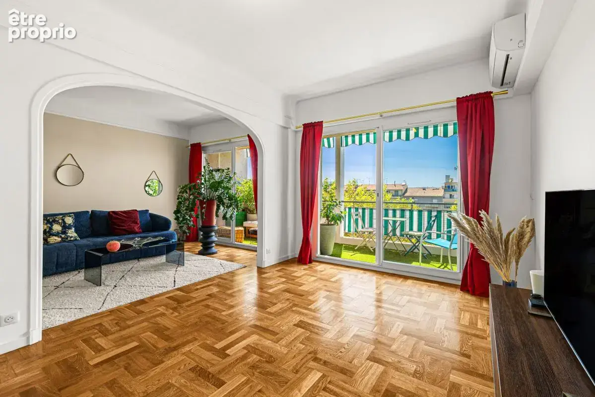 NICE RIQUIER, 3/4 Pièces, 83 m2, terrasse, cave, vue dégagée - photo 9