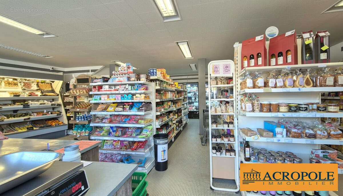 209 m² à Brinon-Sur-Sauldre  - photo 4