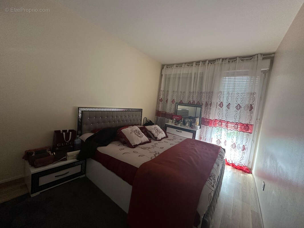 Appartement à SARCELLES