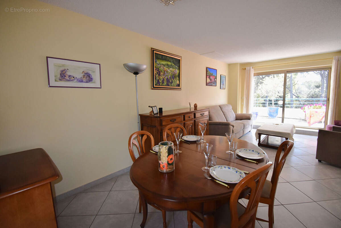 Appartement à SAINT-RAPHAEL