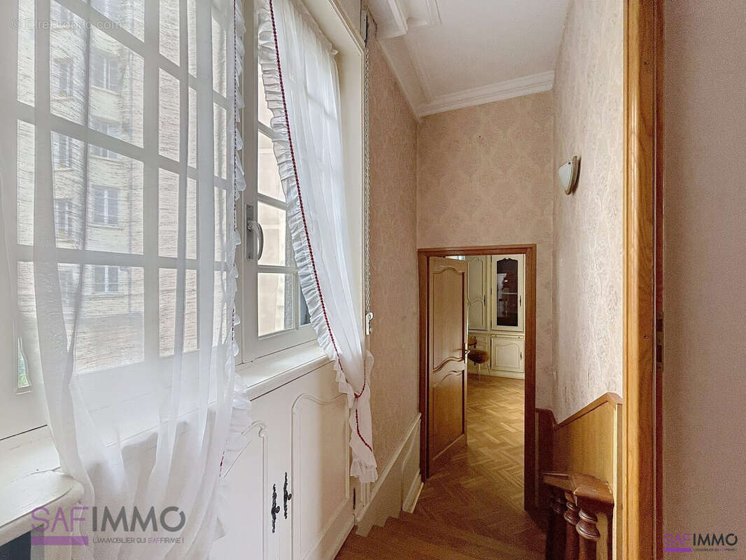 Appartement à OULLINS