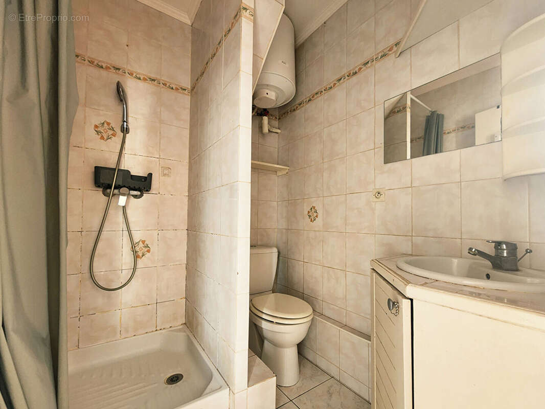 Appartement à LA GARENNE-COLOMBES