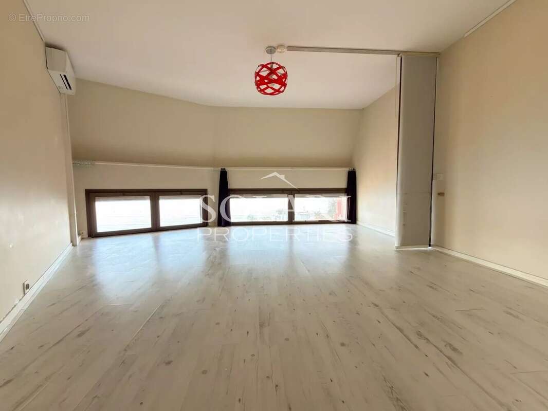 Appartement à THEOULE-SUR-MER