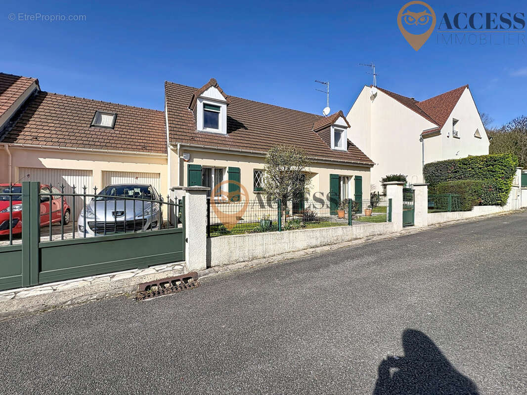 Maison à GROSLAY