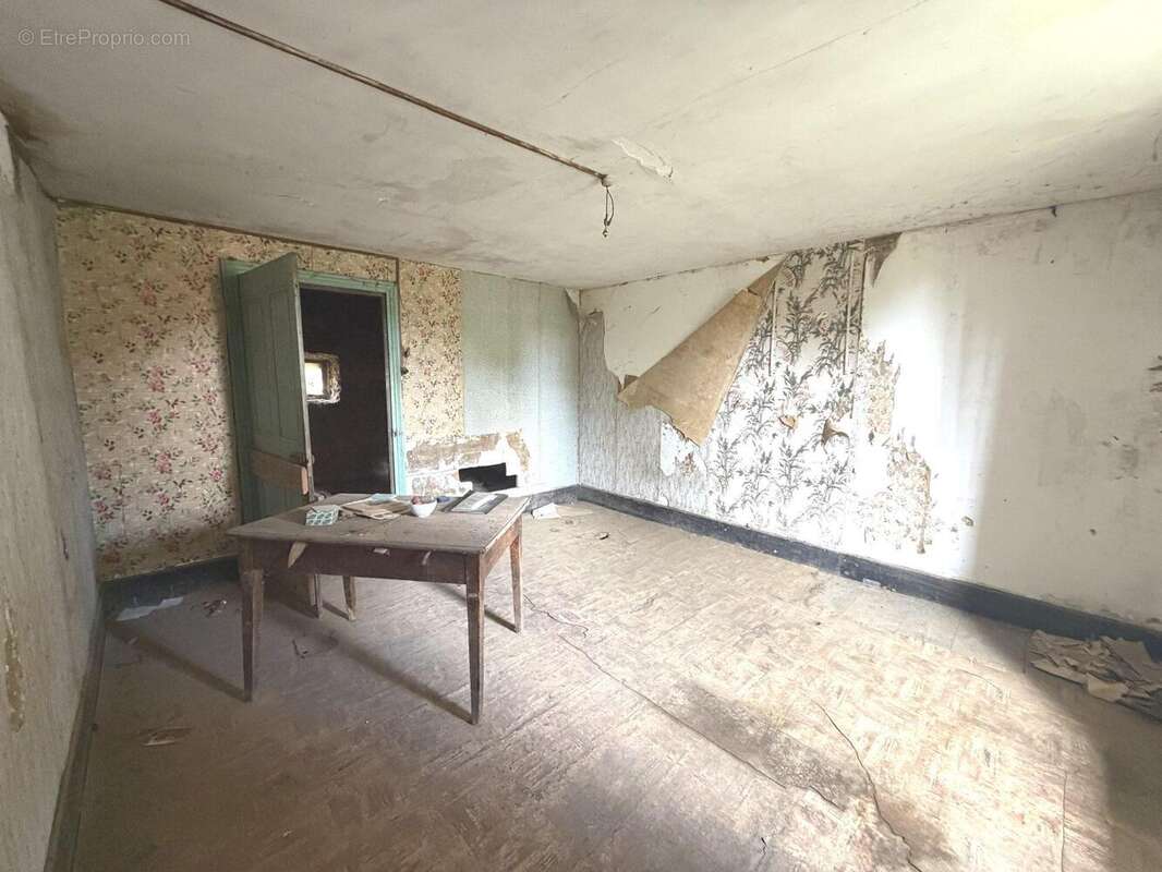 Maison 175 m² à Brezins  - photo 8