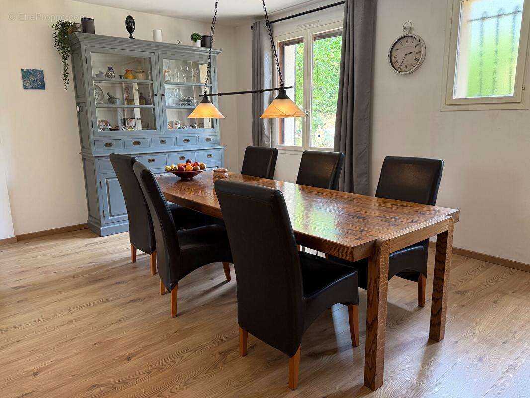 Maison bien entretenue avec studio indépendant, piscine chauffée et dépendances - photo 9