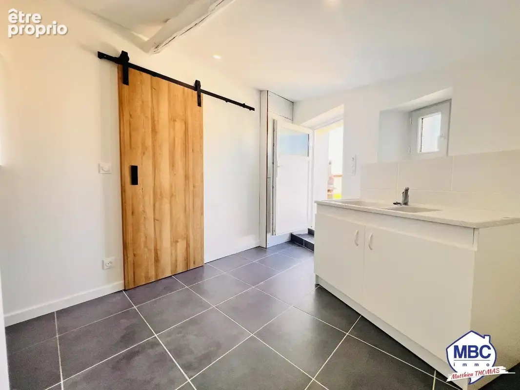 Maison de plain-pied entièrement rénovée - photo 6