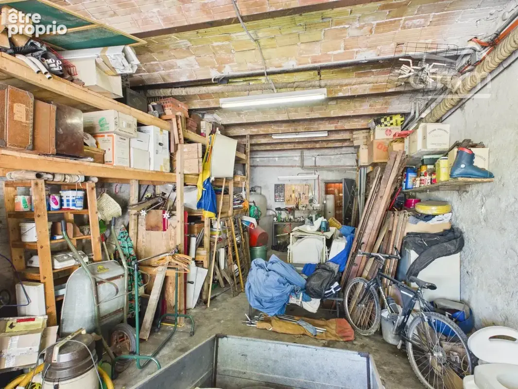 Maison de ville 2CH avec jardin, garage et studio à rénover - photo 17