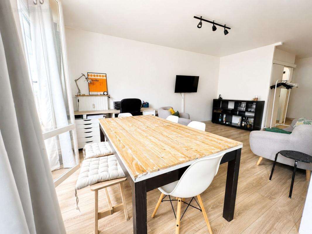 Appartement T2 lumineux sans travaux - Val Sud Argenteuil - Parking, cave - Gare à 7 min à pied - photo 2