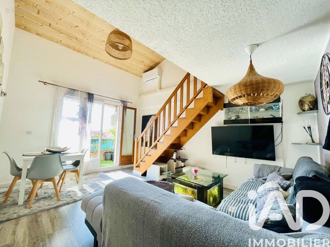 Photo 1 - Appartement à LA LONDE-LES-MAURES