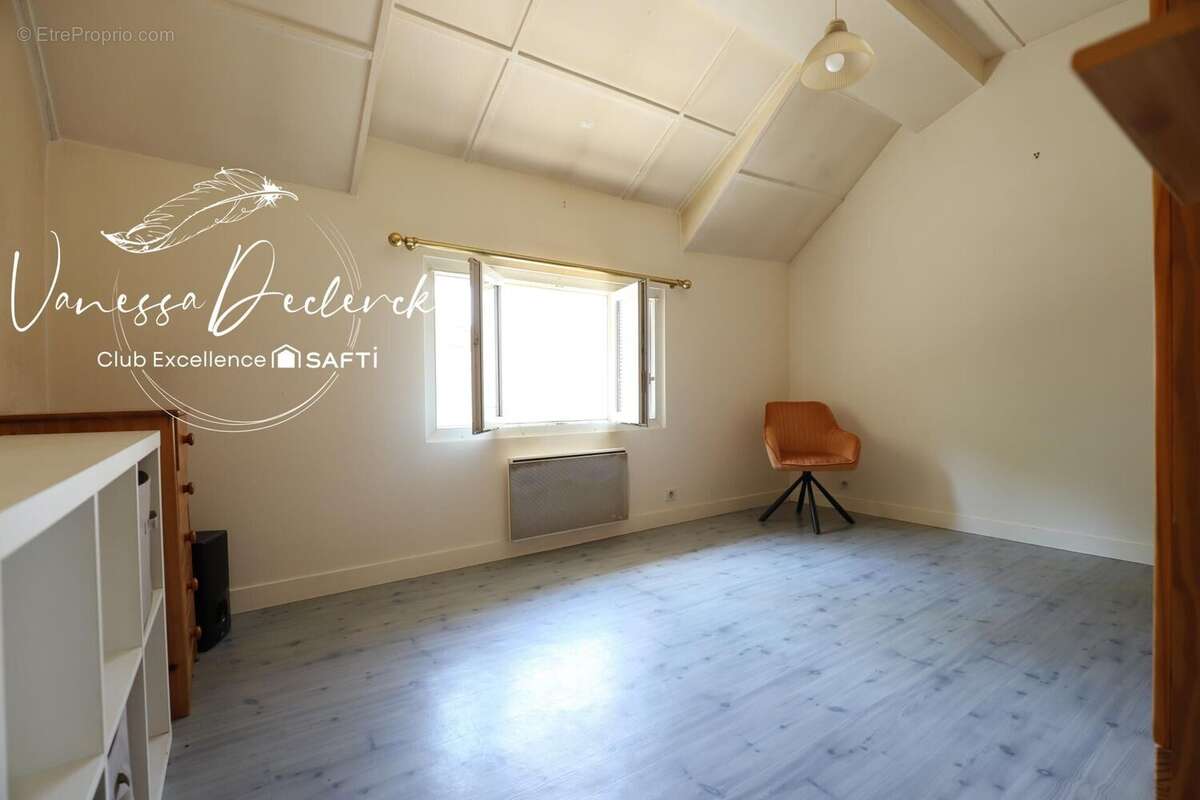 Photo 3 - Appartement à ANGERVILLIERS