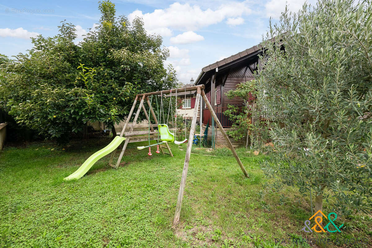 Maison à VILLIERS-SUR-MARNE