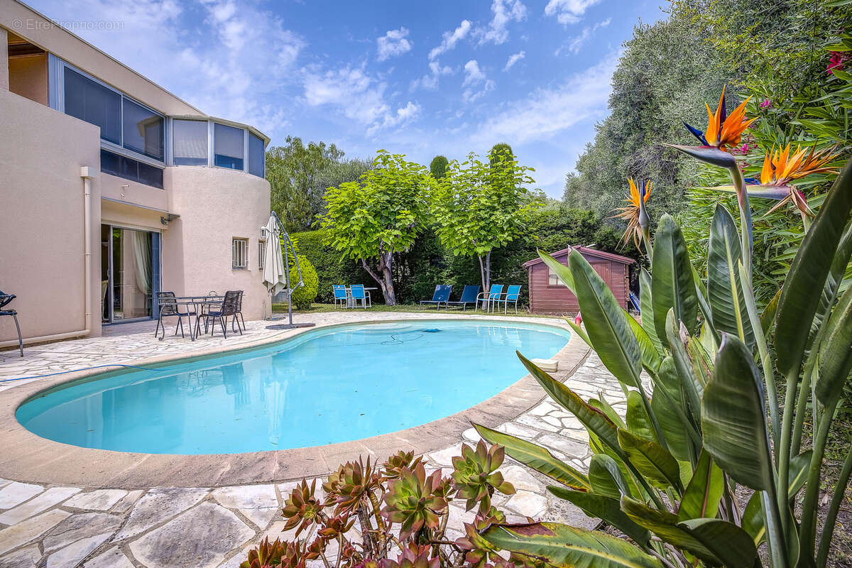 Maison à LA COLLE-SUR-LOUP