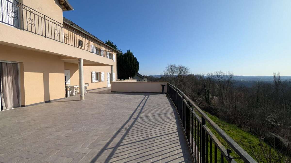 Maison à MALEMORT-SUR-CORREZE