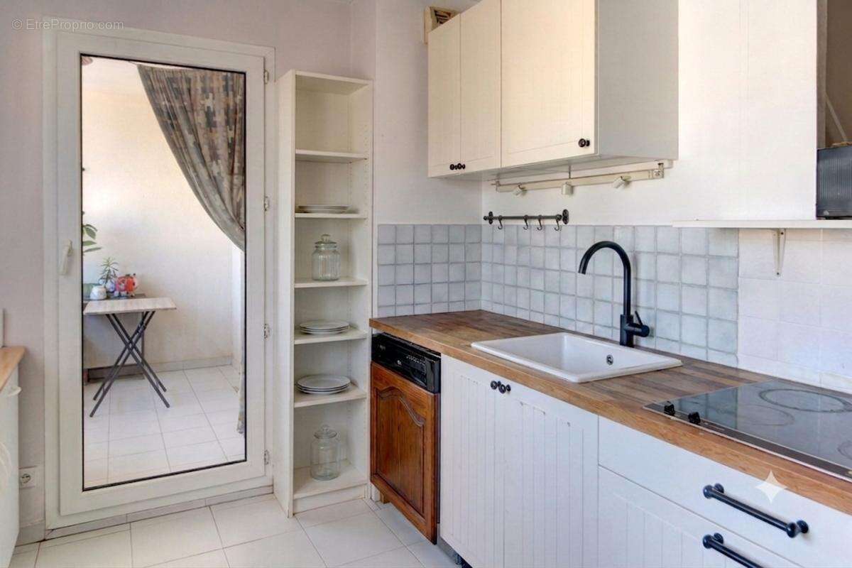 Appartement de 2 pièces avec parking quartier Pasteur - photo 3