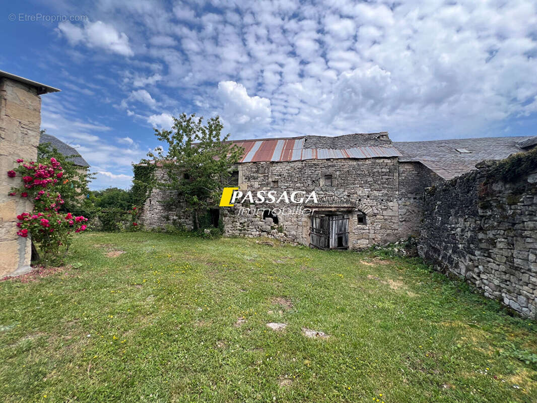 A VENDRE - Maison d'habitation avec dépendances - PALMAS D'AVEYRON - photo 15