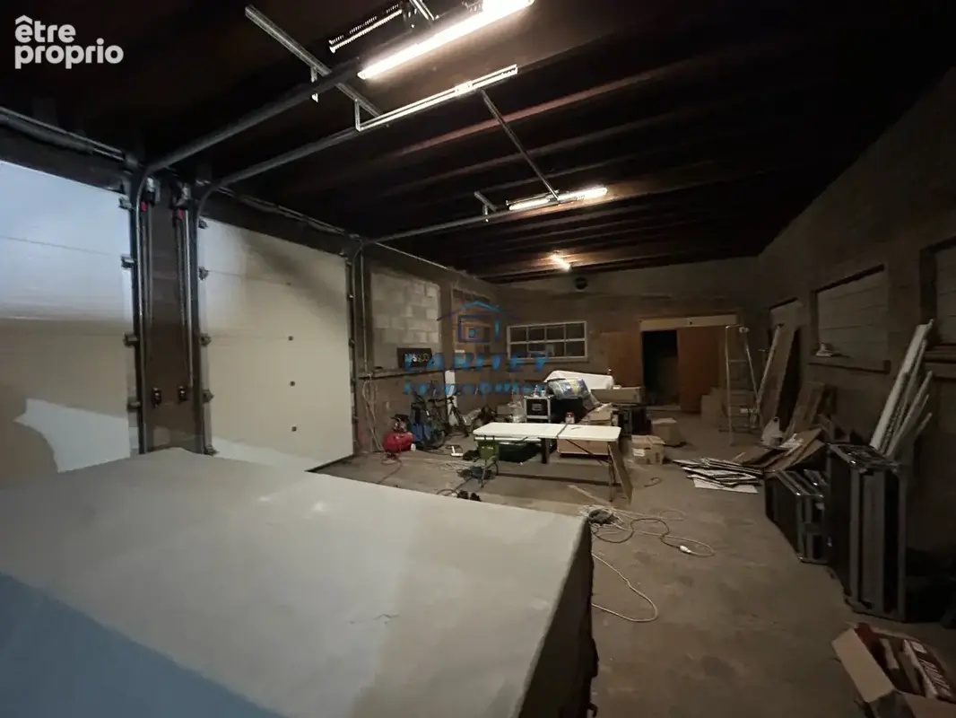 Maison de 147 m2 avec grand atelier et terrain de 10 ares 85 caCARITEY Immobilier vous présente cette belle o - photo 23