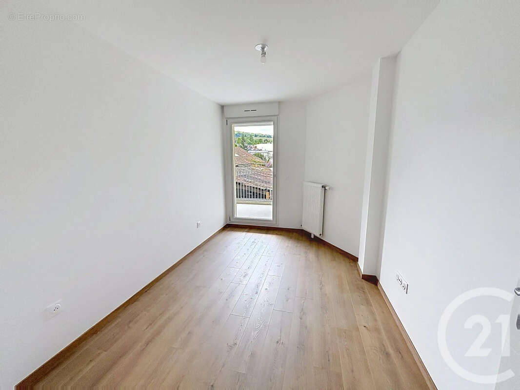 Appartement 70 m² à Epernay  - photo 3