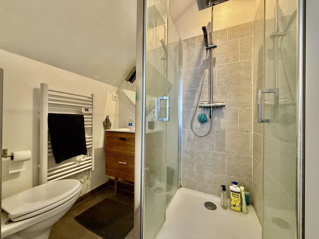 Maison à VILLEFONTAINE