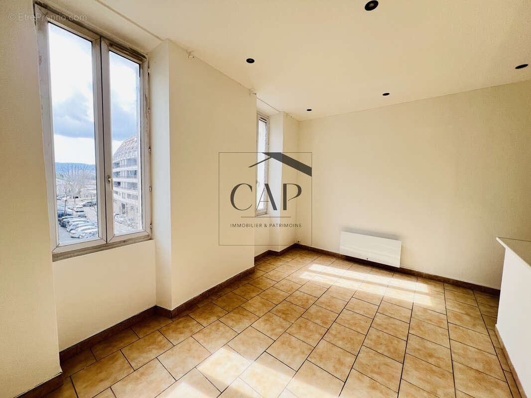 Appartement à MARSEILLE-10E