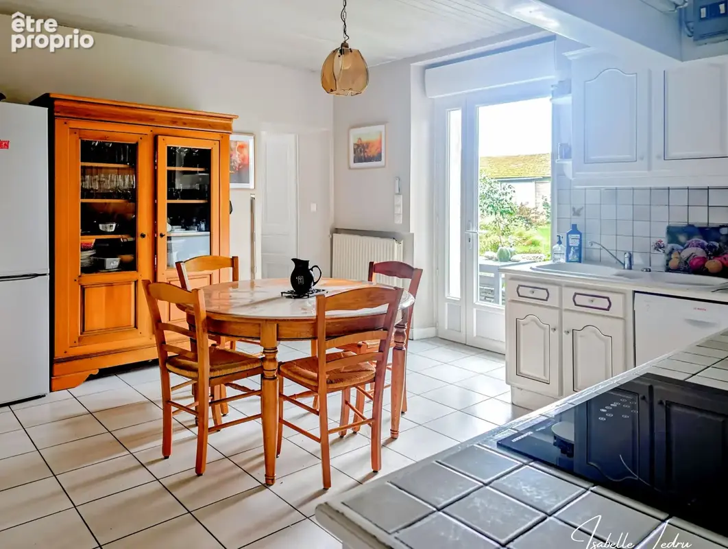 Maison 6 pièces 189 m² à vendre à La Chapelle-Glain (44670) - photo 49