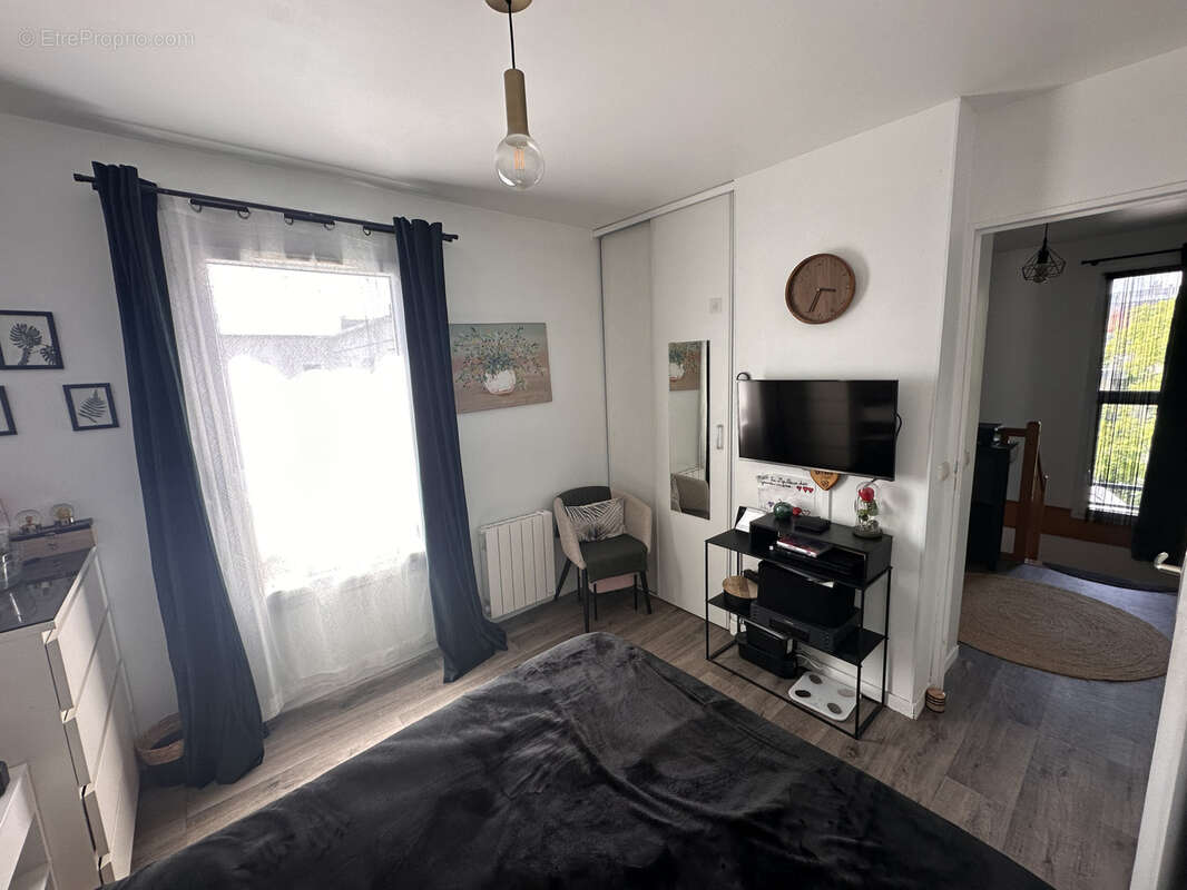 Appartement à STAINS