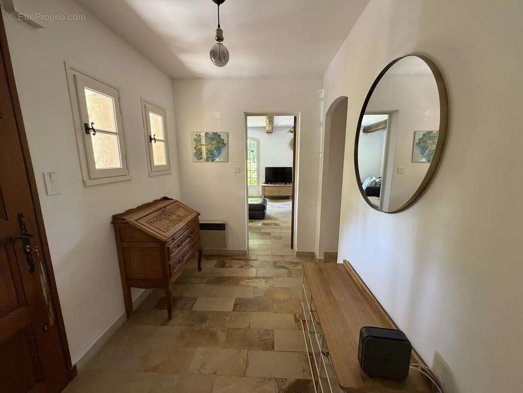 Figanières – maison avec piscine et vue panoramique - photo 24