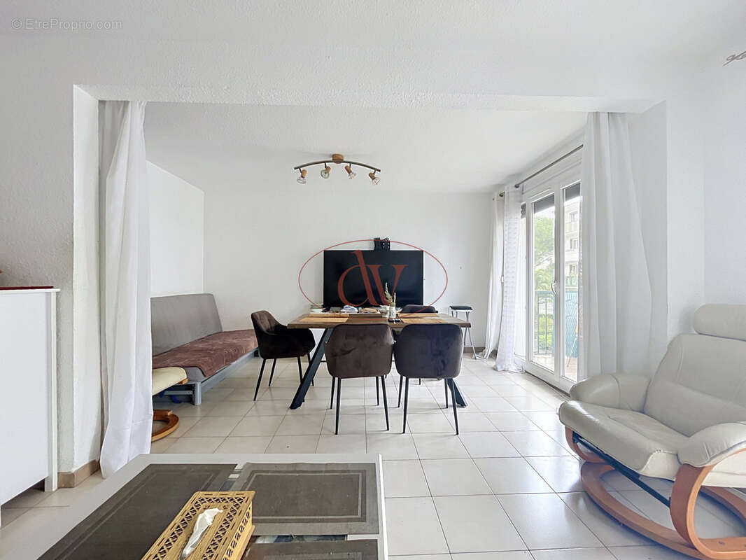 Appartement 78m2/ 2 éme étage loué/ 2 chambres / perpignan/ mav - photo 2
